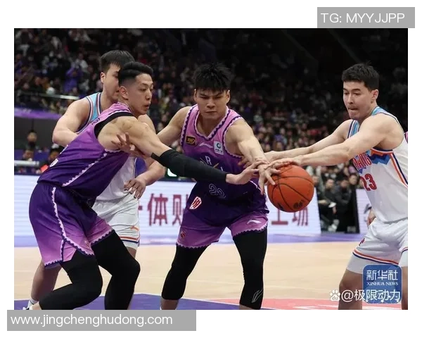 季后赛激战山东对决北京第三场精彩回顾与赛后分析