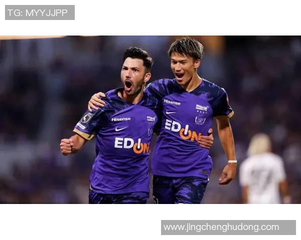 广岛三箭迎战浦田期待精彩对决双方球员状态火热争夺胜利荣耀 广岛三箭迎战浦田期待精彩对决双方球员状态火热争夺胜利荣耀